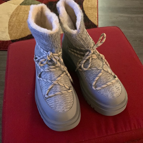 JustFab Shoes - Warm cozy boots